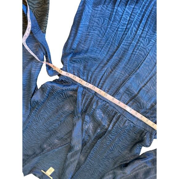 NWOT Amazing Victoria’s Secret Blue Black Satin Embossed Lounge Jumpsuit  Large - Picture 10 of 16